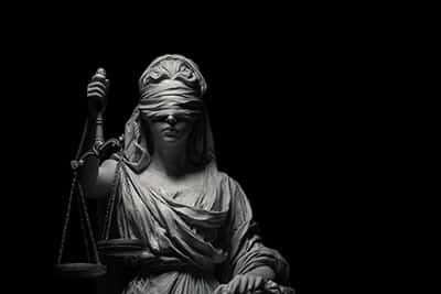 Arbeitsrecht im Zeitalter von KI Britta Redmann